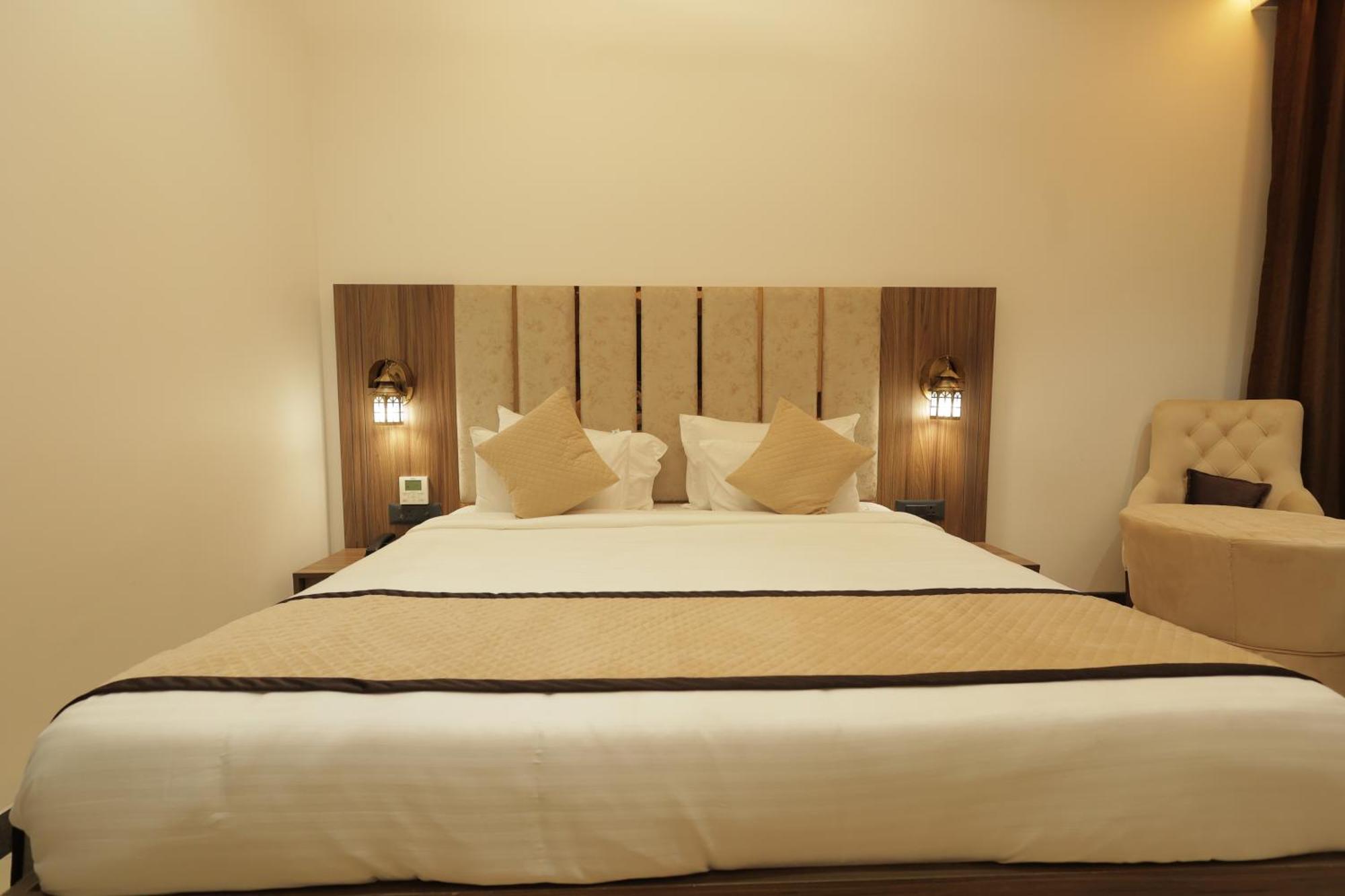 מלון אגרה Snj Taj Grand מראה חיצוני תמונה